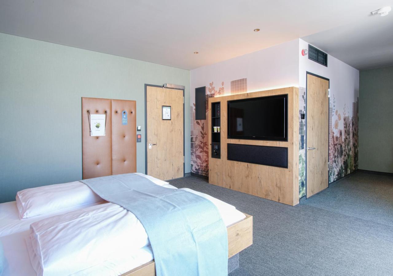 Riku Hotel Goeppingen Luaran gambar