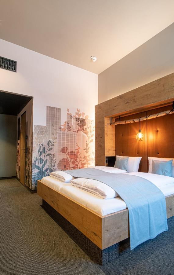 Riku Hotel Goeppingen Luaran gambar